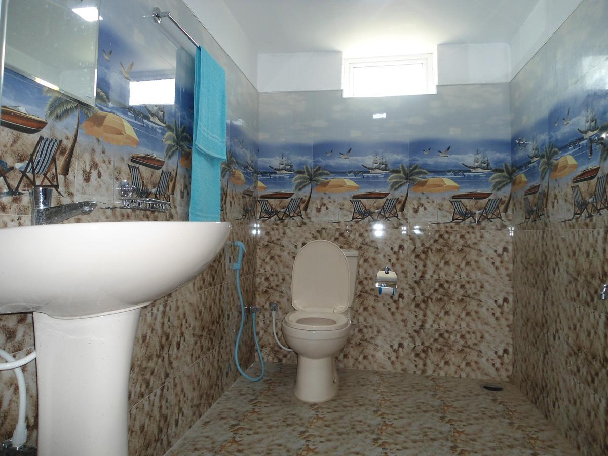 Villa Ravichini โปลอนนารูวา ภายนอก รูปภาพ