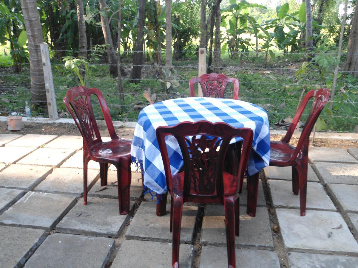 Villa Ravichini โปลอนนารูวา ภายนอก รูปภาพ